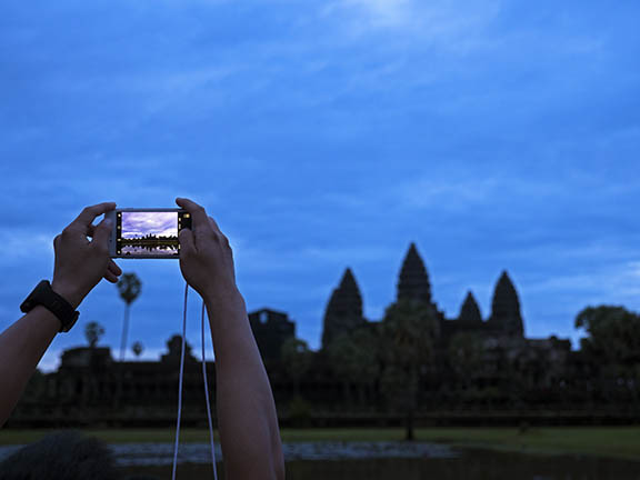 1GDeichmann_Cambodia_Angkor_Wat_1410811